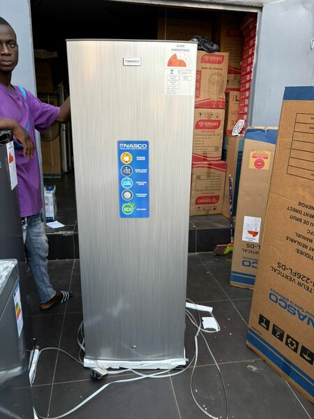 Réfrigérateur NASCO 140L - Argent
