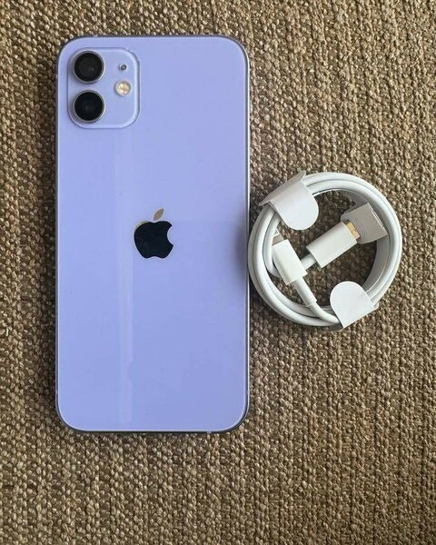 12 128gb unlocked 98%Bh GH¢3,000swap allowed