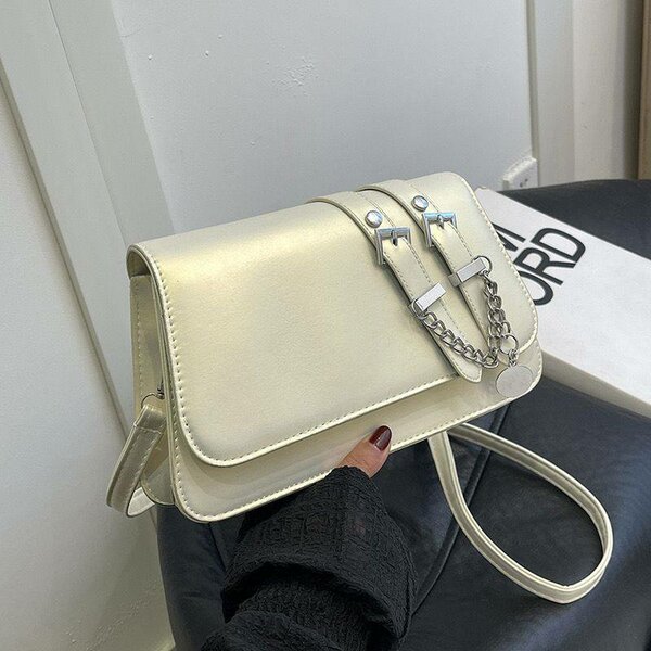 Sac bandoulière tendance en cuir