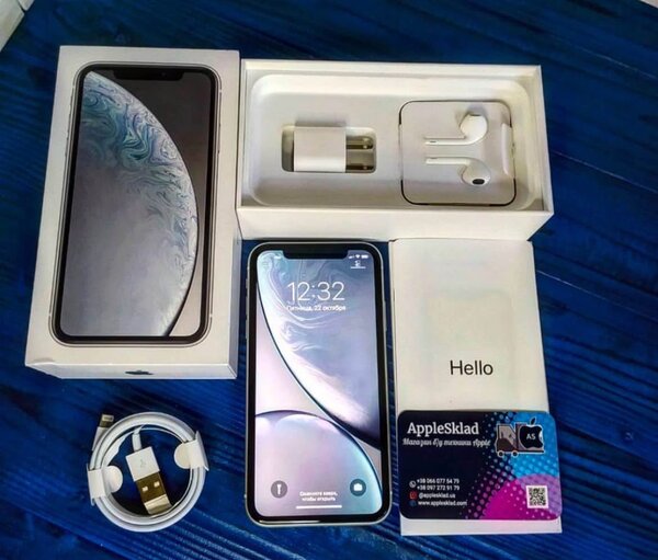 iPhone XR