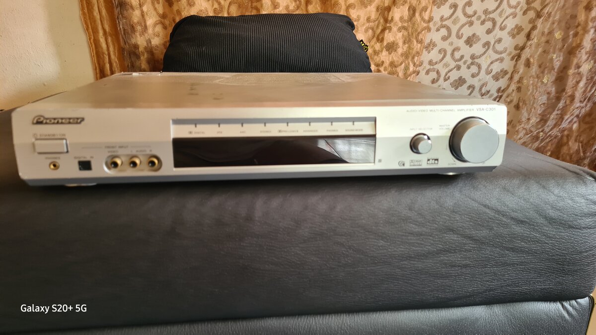 Pioneer Vsa-C301 slim amplifier