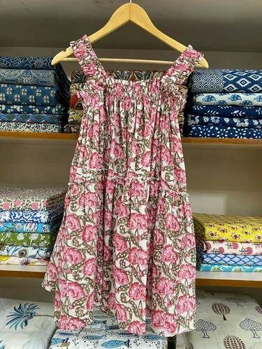 Women dress