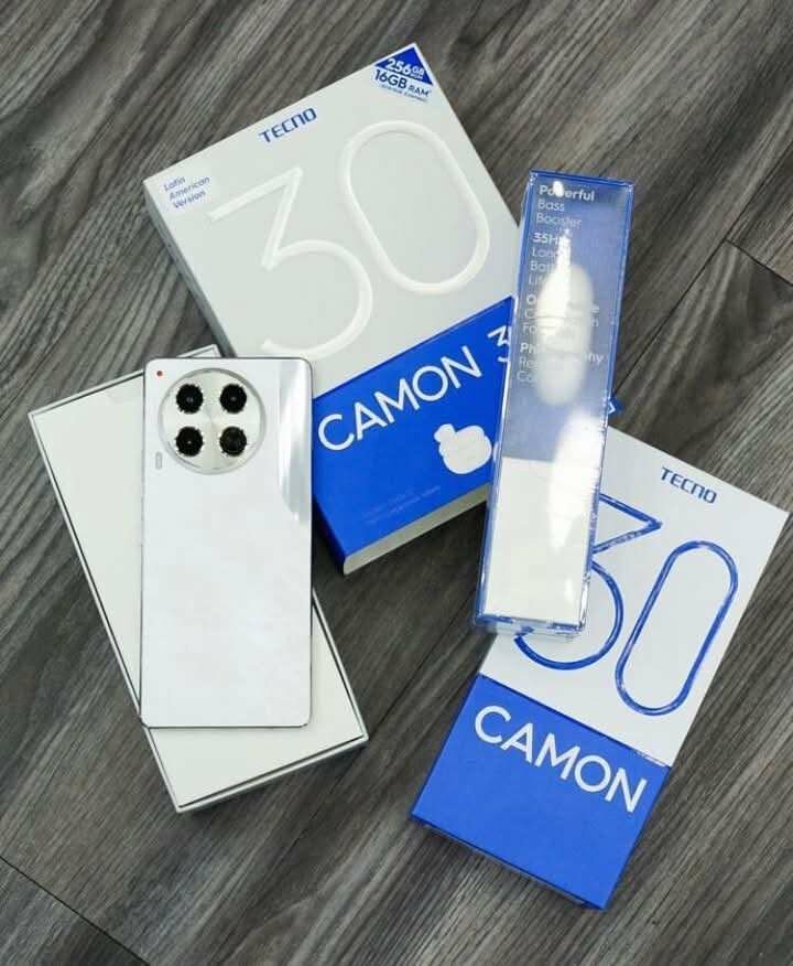 Tecno Camon 30 Smartphone