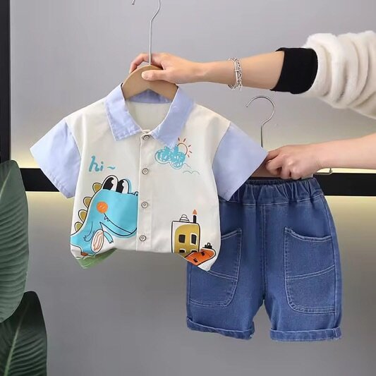 Ensemble enfant dinosaure