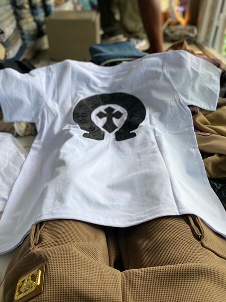 Lot de T-shirts tendance