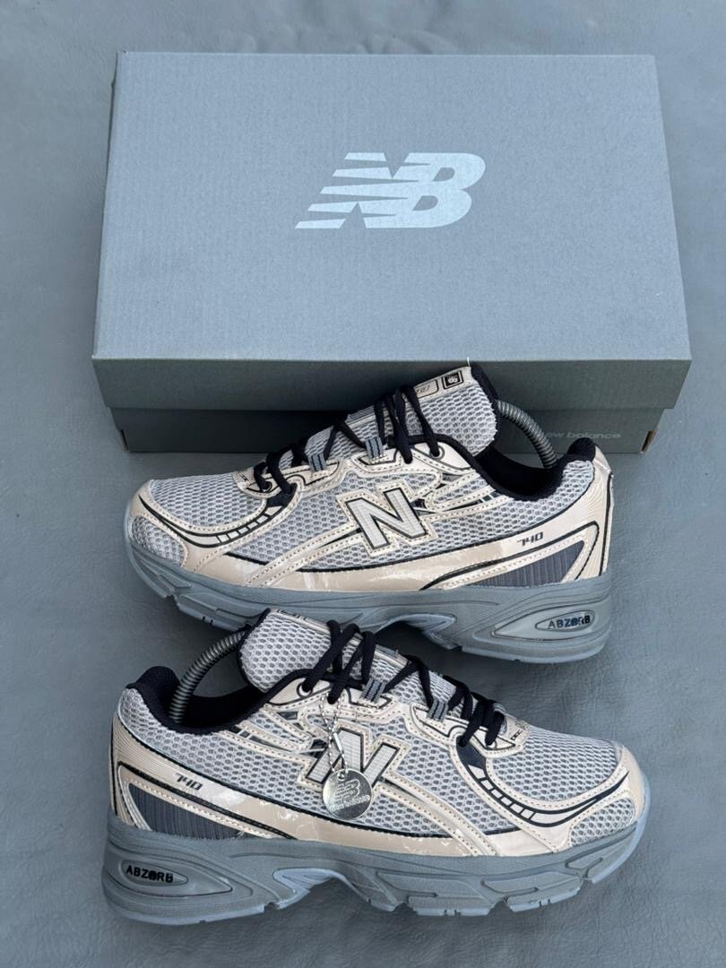 Chaussures New Balance 2002