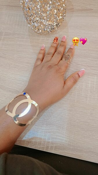 Bracelet doré élégant