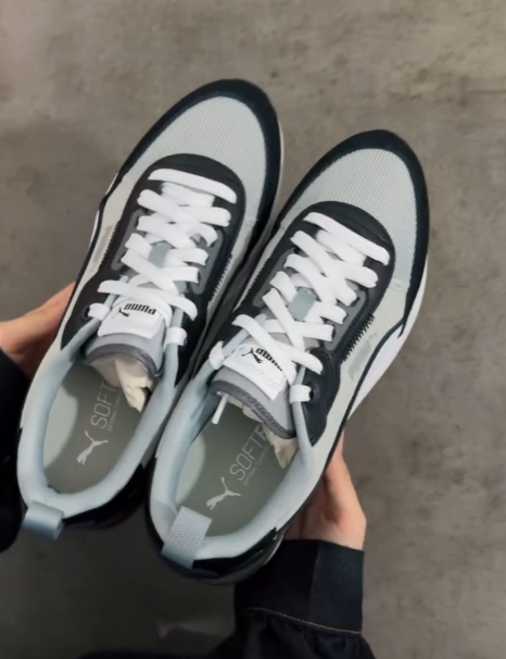 Мужские кроссовки Puma R22