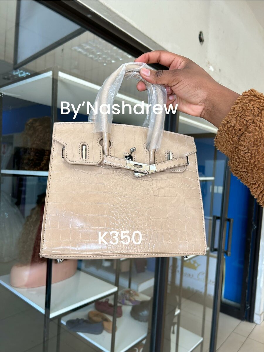 Women's beige handbag
