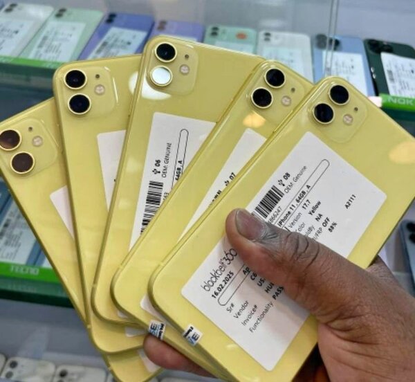 iPhones 11 simple 64GO