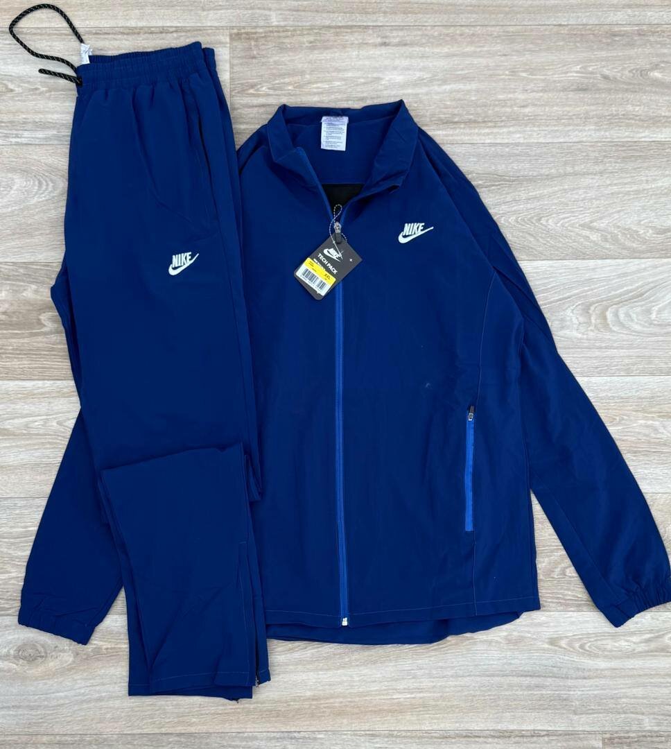 Ensemble Nike