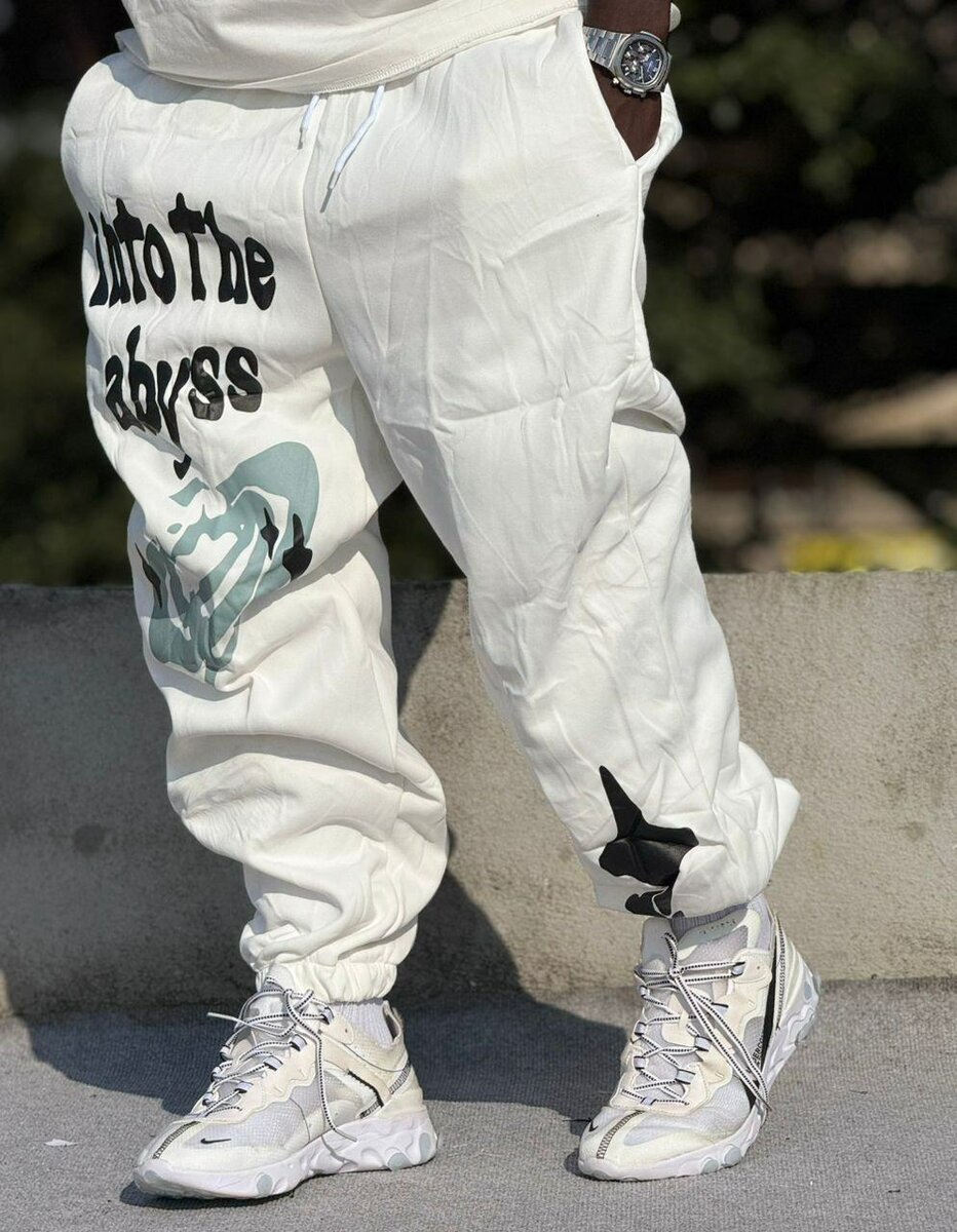 Pantalon streetwear blanc graffitis