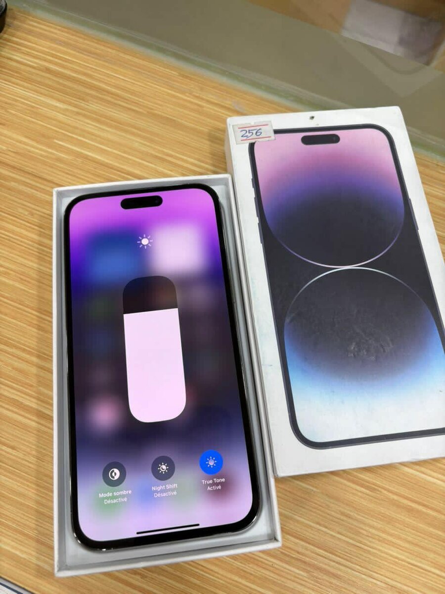 iphone 14 pro max 256giga état