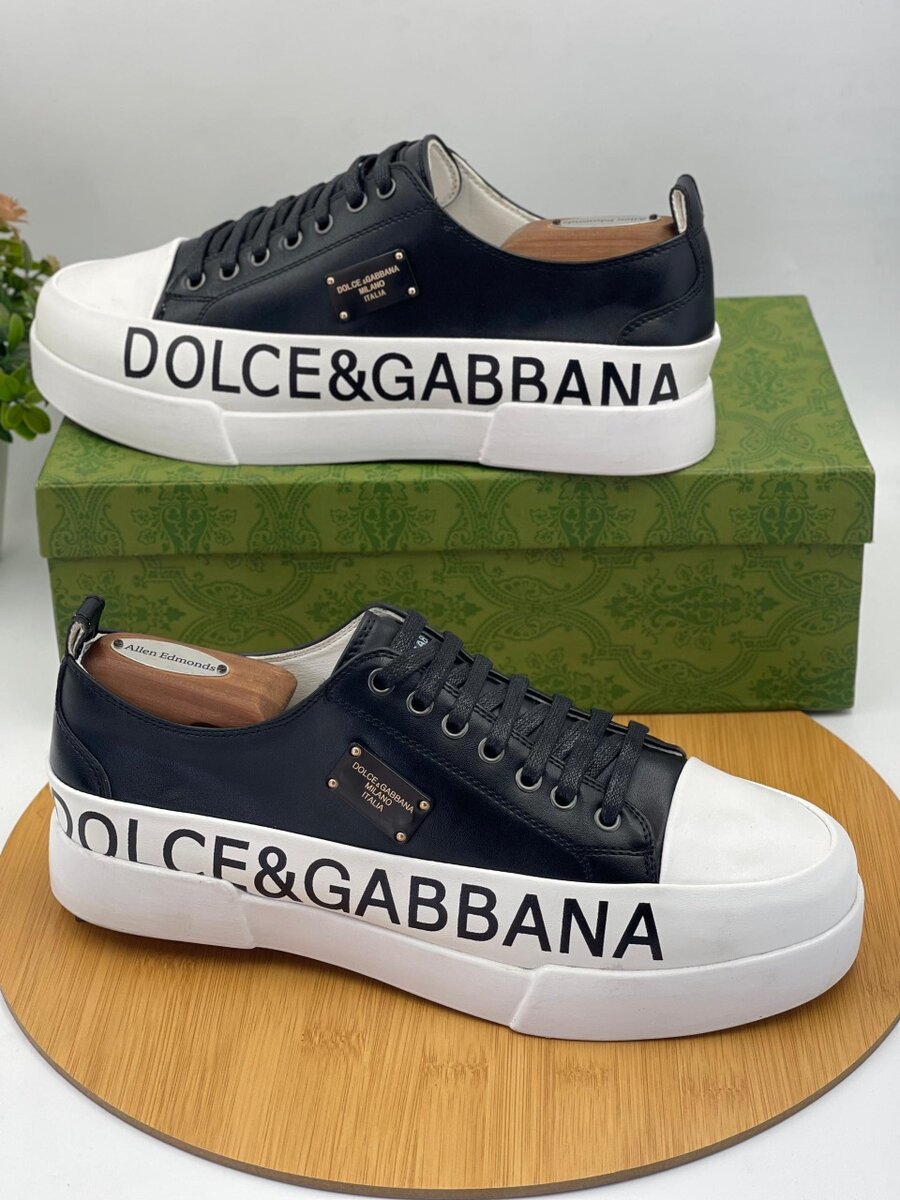 DOLCE AND GABBANA BLACK