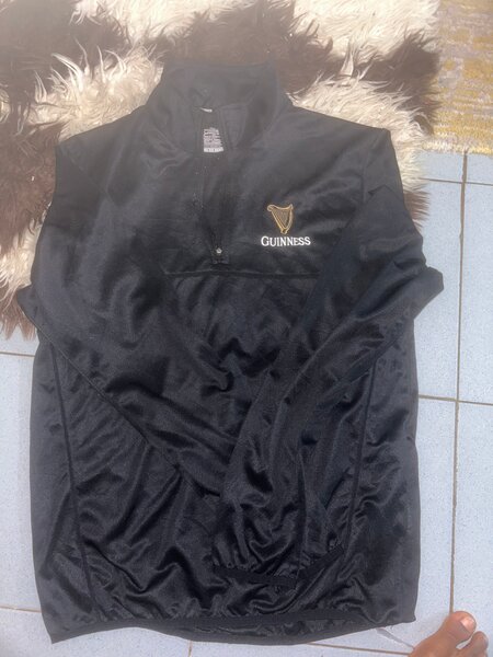 Sweatshirt noir Guinness homme