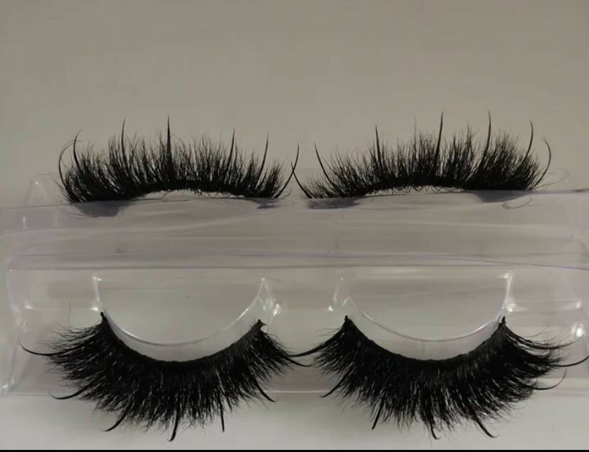 Strip lashes