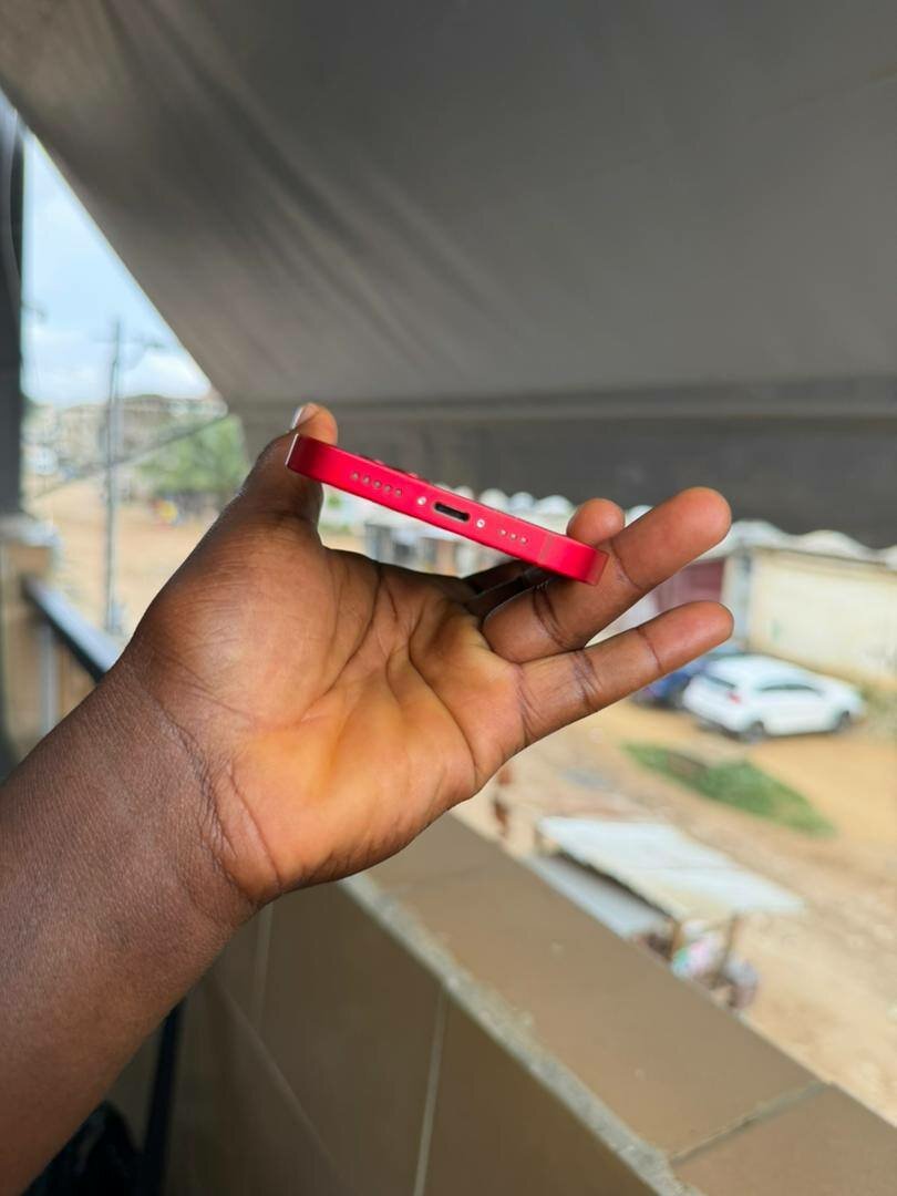 Iphone 13 couleur rouge 128 Go