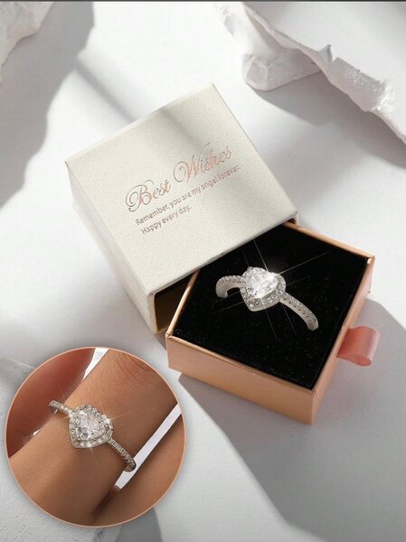 Bague de fiançailles cœur