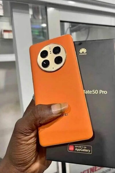 Huawei Mate 50 Pro Orange