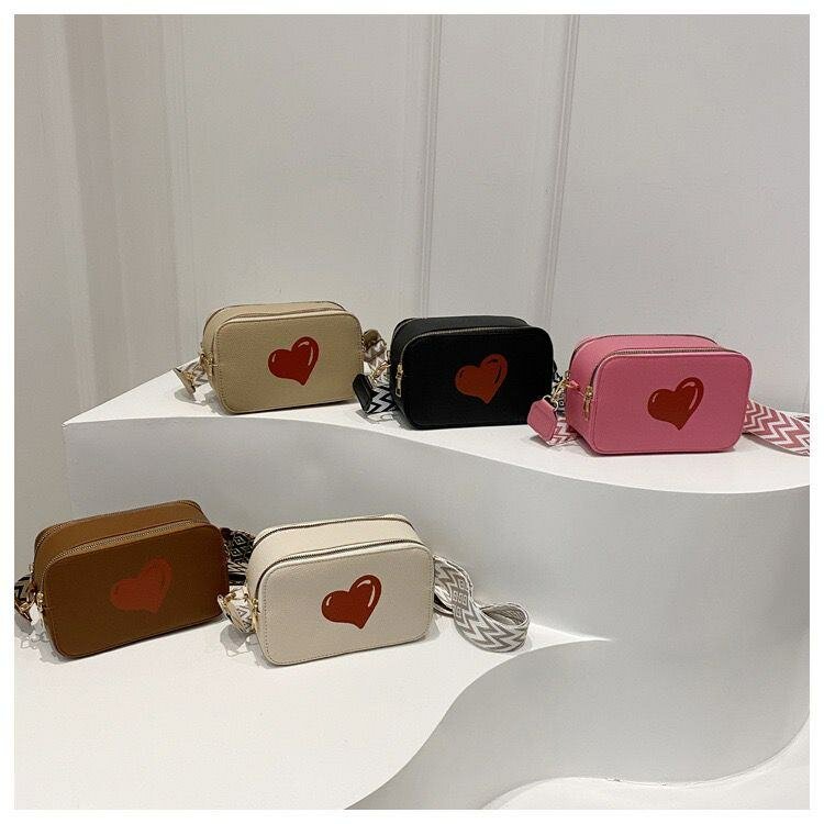 Sac à bandoulière coeur femme