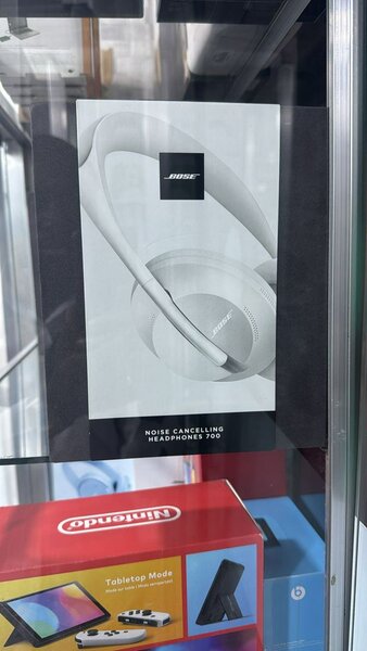 Noise Cancelling Headphone