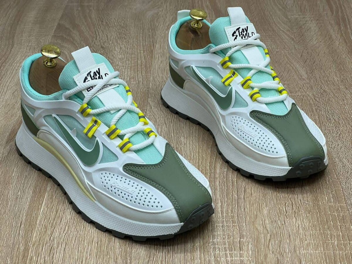 Baskets tendance sport colorées