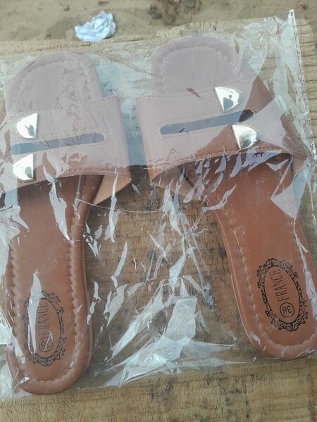 Sandales en cuir pour femmes