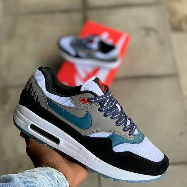 men's sneakers size 40-45