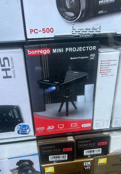 Mini projecteur 4K portable