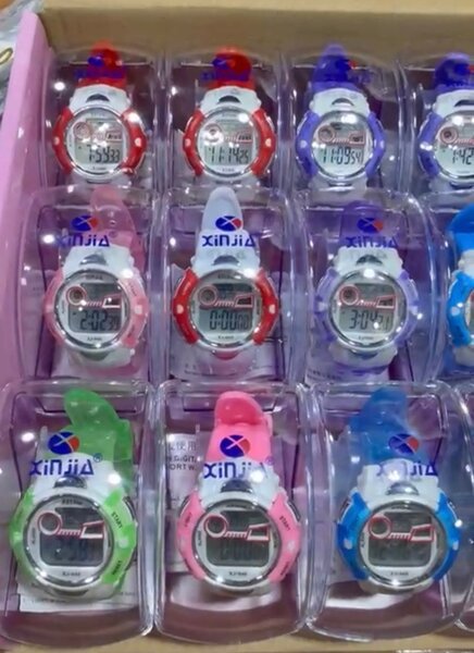 Montre numérique enfant colorée