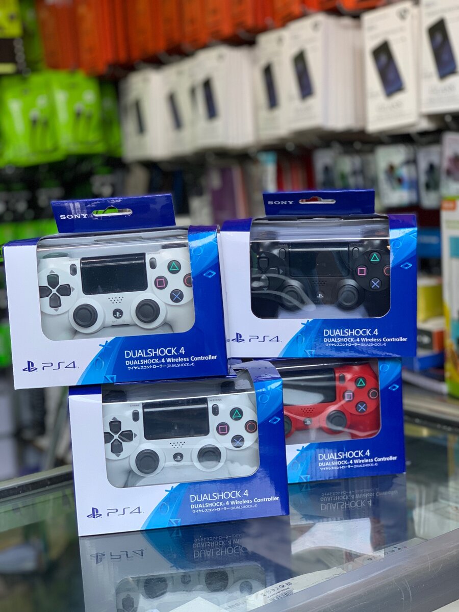 PlayStation 4 controllers