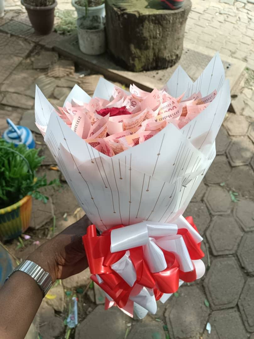 Bouquet de roses colorées