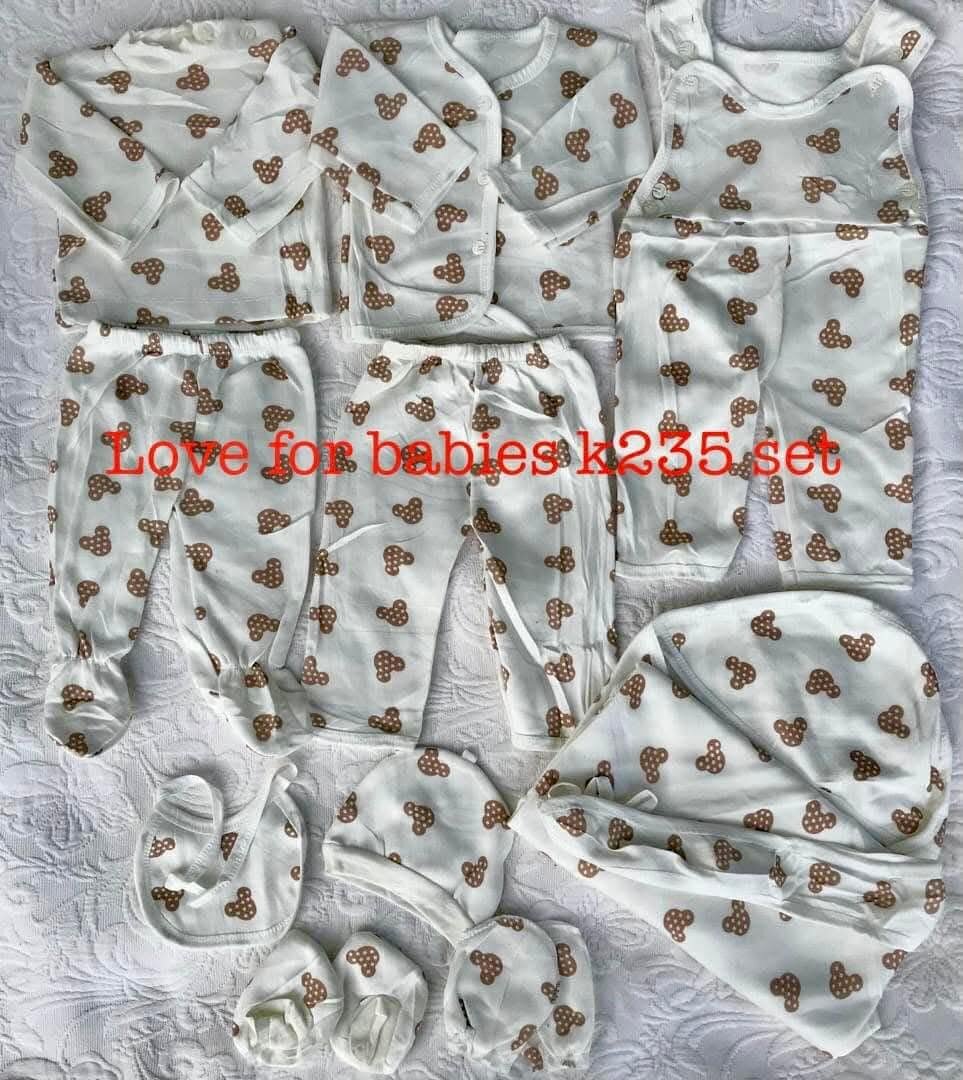 Newborn set 10 items