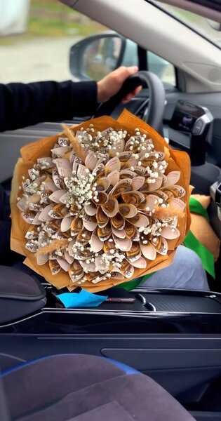 Букет из денег