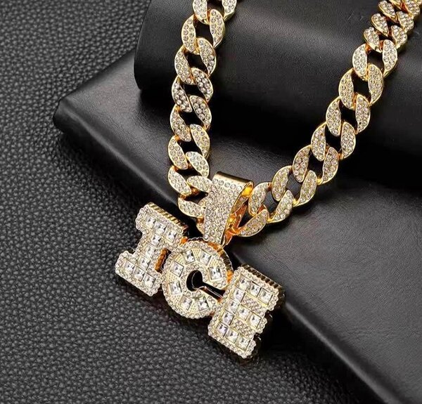 Collier doré personnalisé ICE