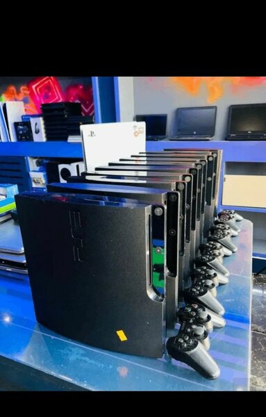 PlayStation 4 Slim occasion