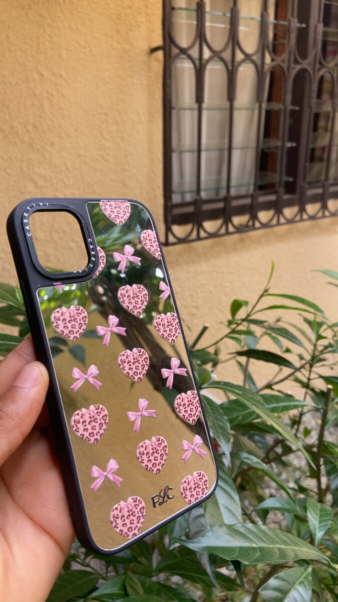 Coque iPhone Léopard Coeur