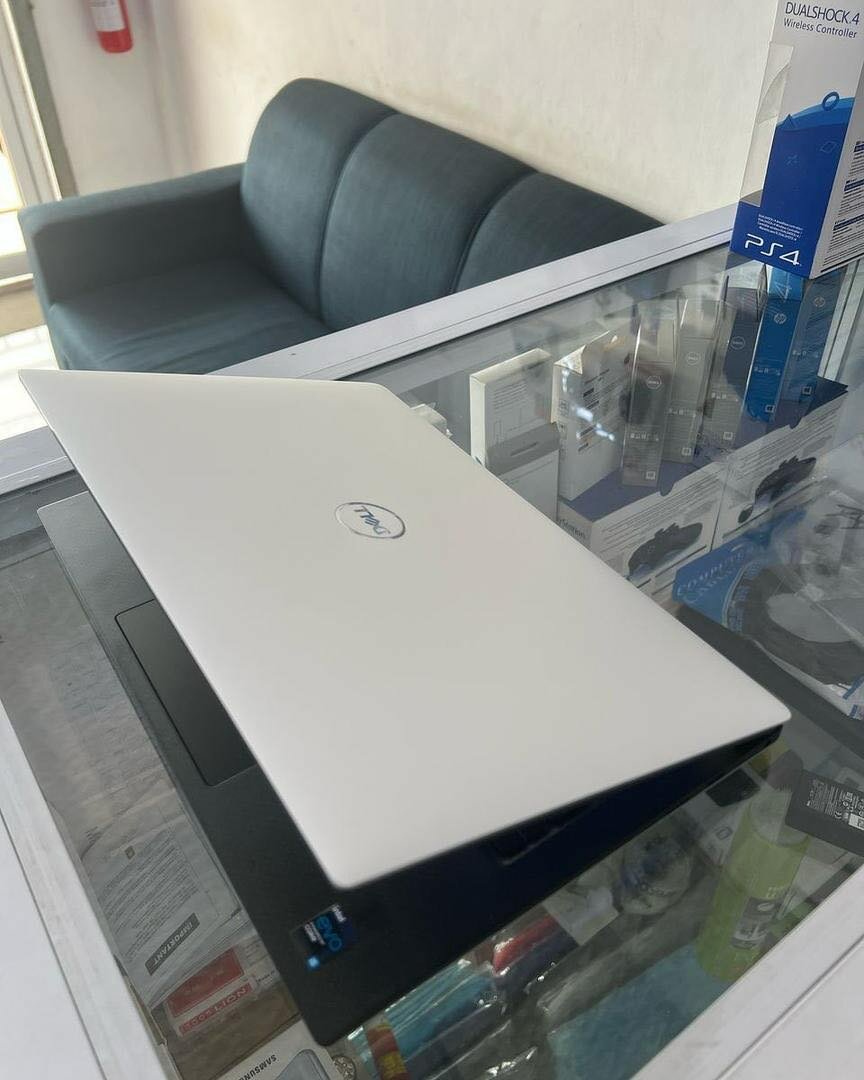 Dell Laptop