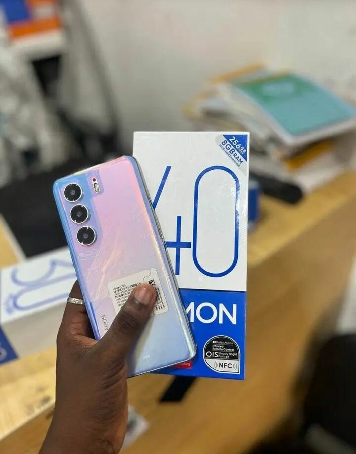 Smartphone CAMON 256Go 8Go RAM