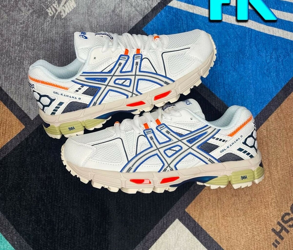 ASICS SNEAKER