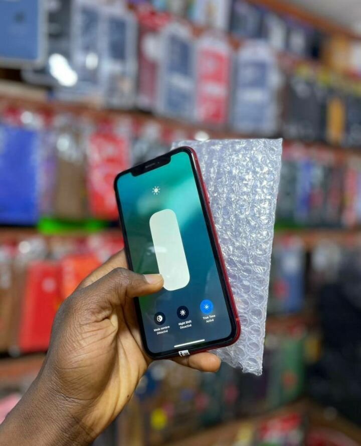 iPhone XR Rouge Neuf