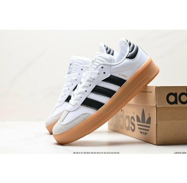 Chaussure adidas