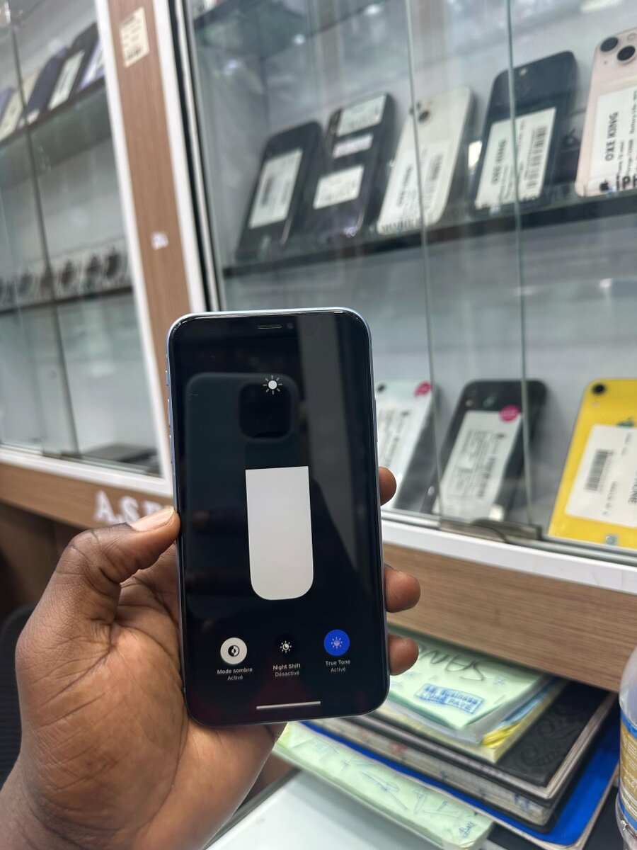 iPhone XR Bleu Débloqué