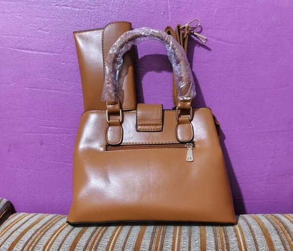 Sac à main en cuir marron