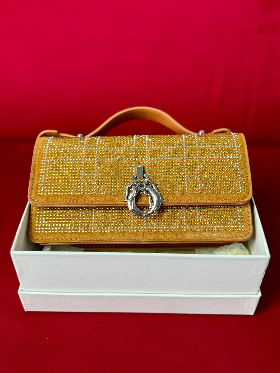 Sac à main élégant strass