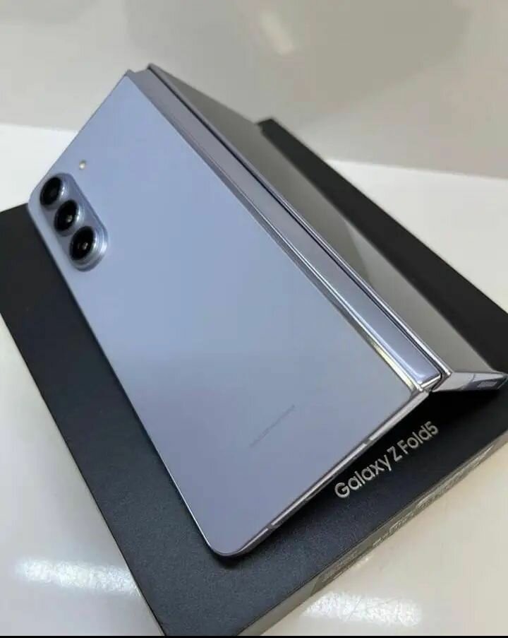 Galaxy Z Fold5 Smartphone Innovant
