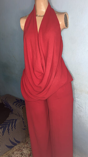 Combinaison élégante femme