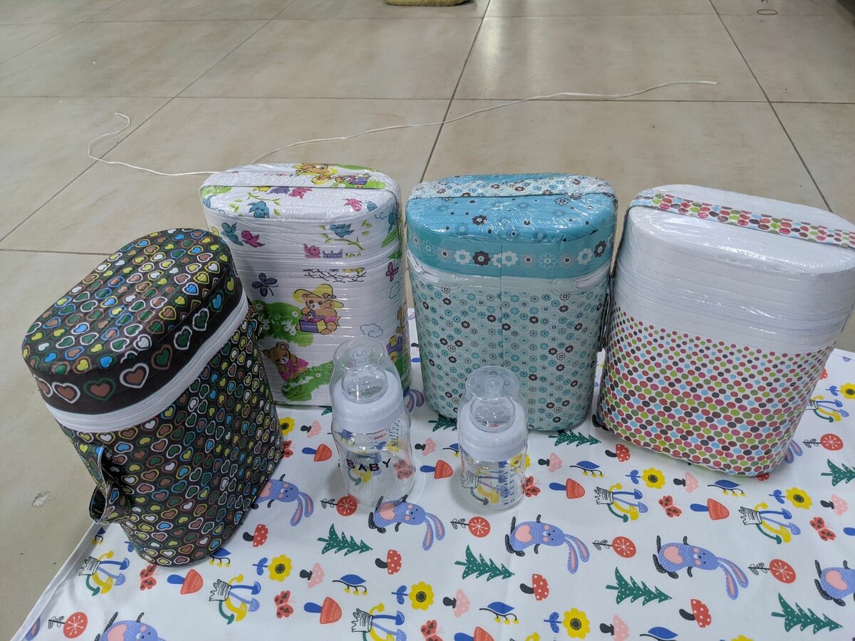 Beast pump  and baby bottle wormer with 2bottles