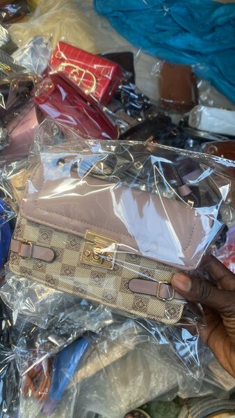 Sac à main élégant en cuir