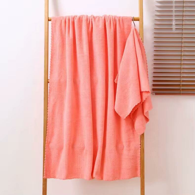 Serviettes de bain en microfibre colorées